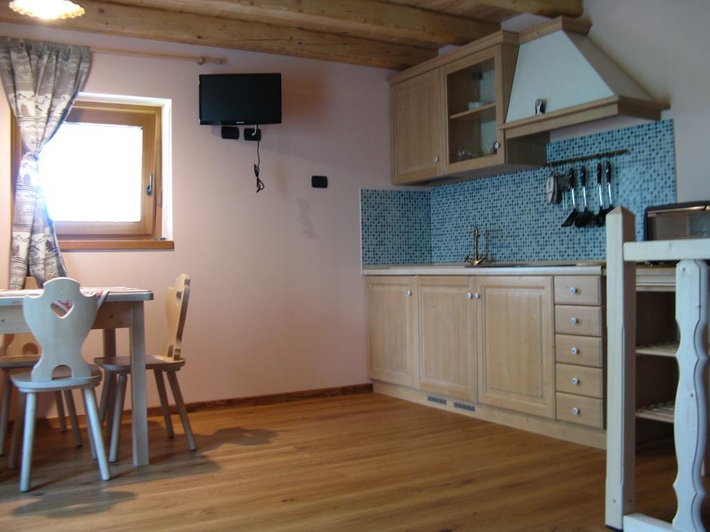 Agriturismo Valsaviore Cevo ภายนอก รูปภาพ