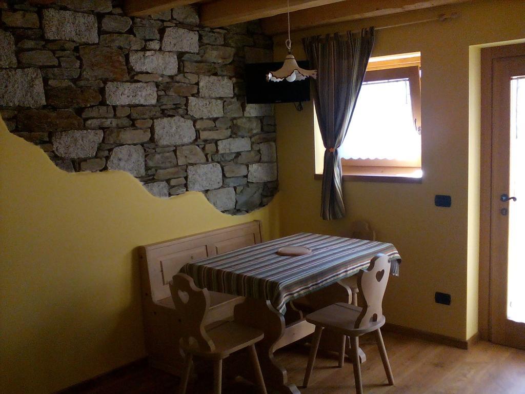 Agriturismo Valsaviore Cevo ภายนอก รูปภาพ